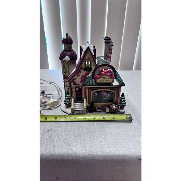 Normal Rockwell Saturday Evening Post Santas Workshop Lighted Christmas Village - Picture 10 of 11